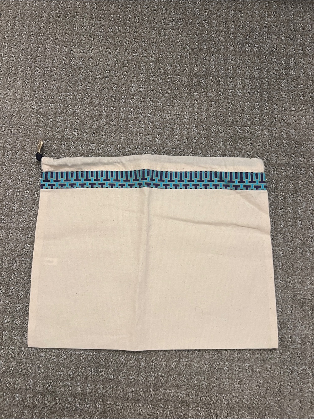 Tory Burch dust bag. - Picture 1 of 3